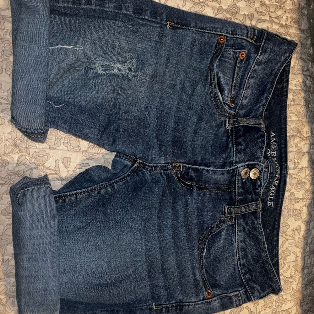 American Eagle Outfitters Dark Blue Cropped Jeans